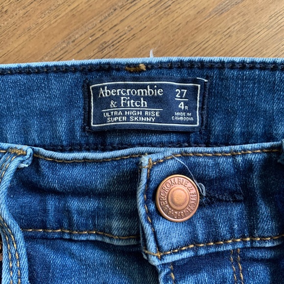 Abercrombie ultra high rise - Picture 3 of 3